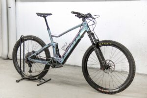Käytetty Scott Strike Eride XL myynnissä